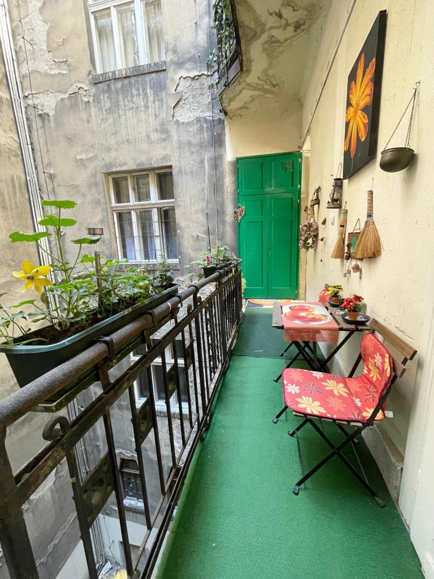 Rainbow Pearl Apartment At St Stephen' S Basilica بودابست المظهر الخارجي الصورة