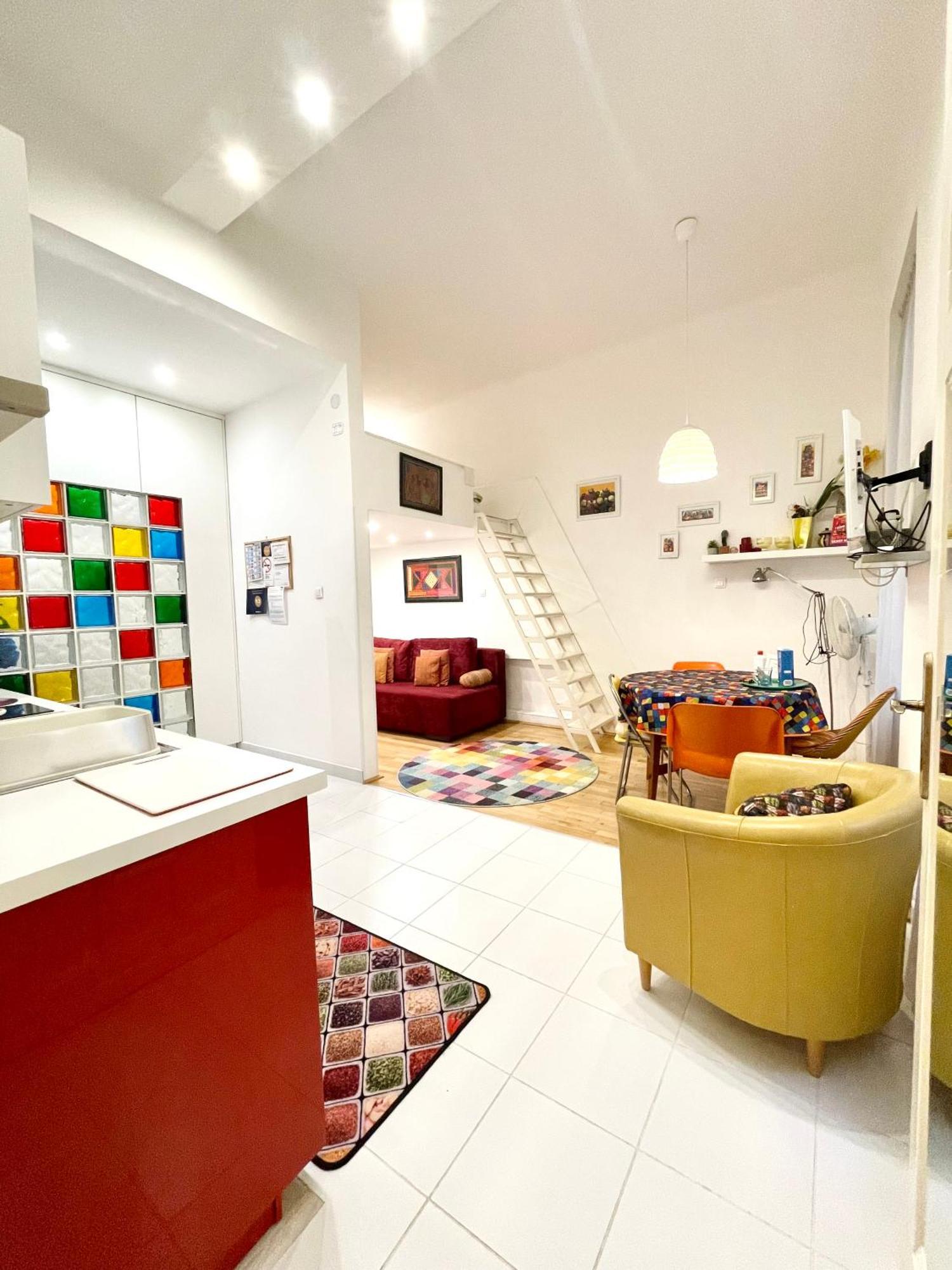 Rainbow Pearl Apartment At St Stephen' S Basilica بودابست المظهر الخارجي الصورة