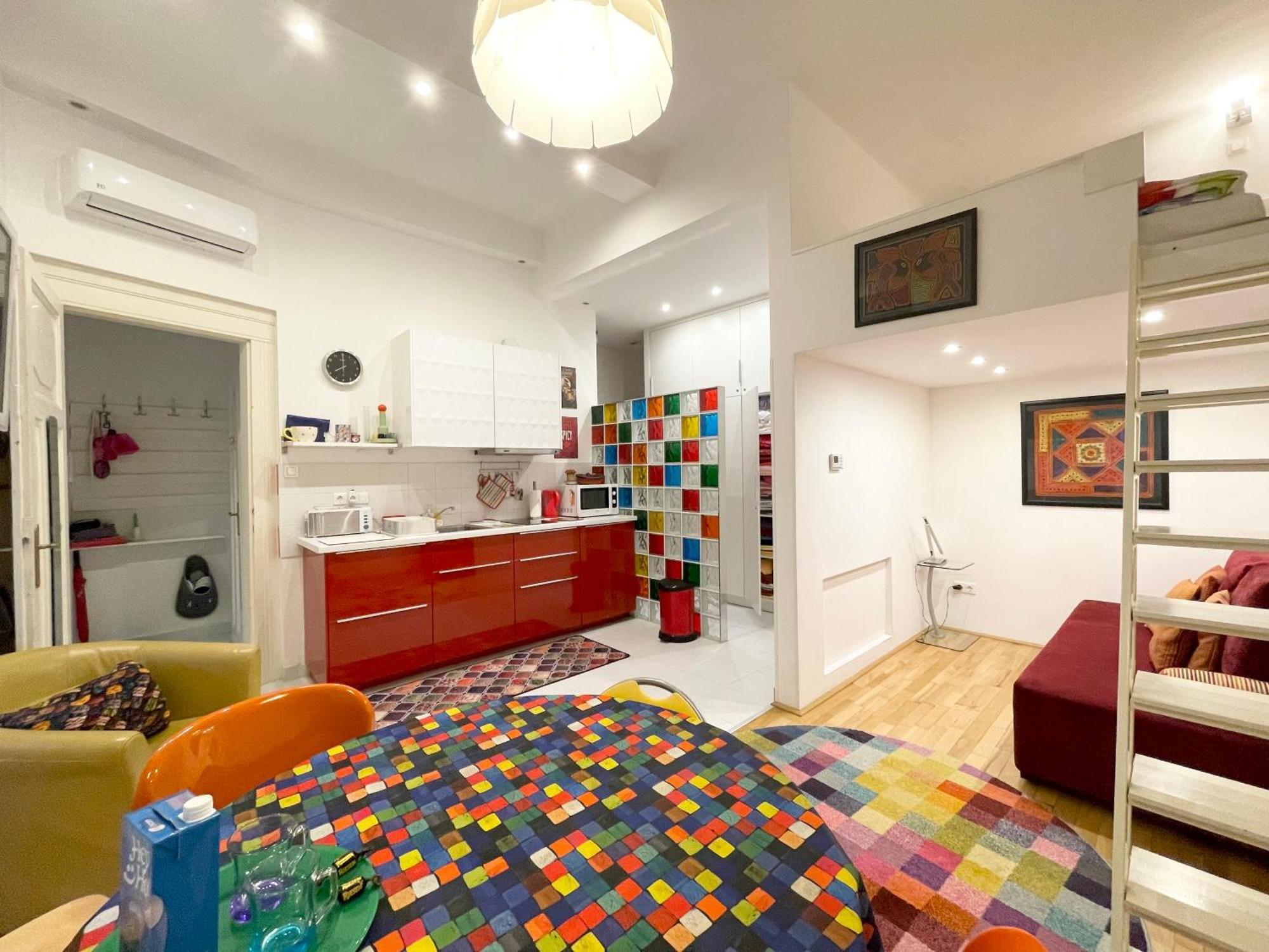 Rainbow Pearl Apartment At St Stephen' S Basilica بودابست المظهر الخارجي الصورة