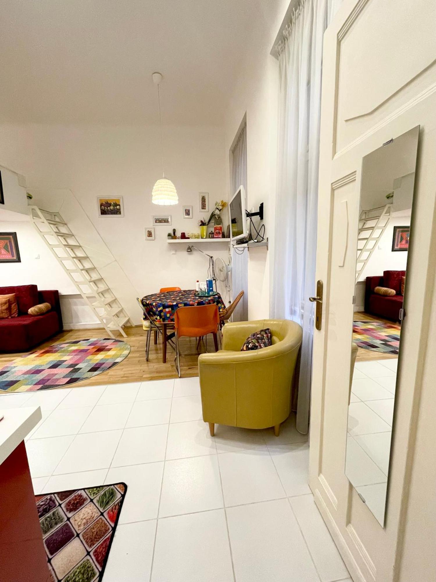 Rainbow Pearl Apartment At St Stephen' S Basilica بودابست المظهر الخارجي الصورة