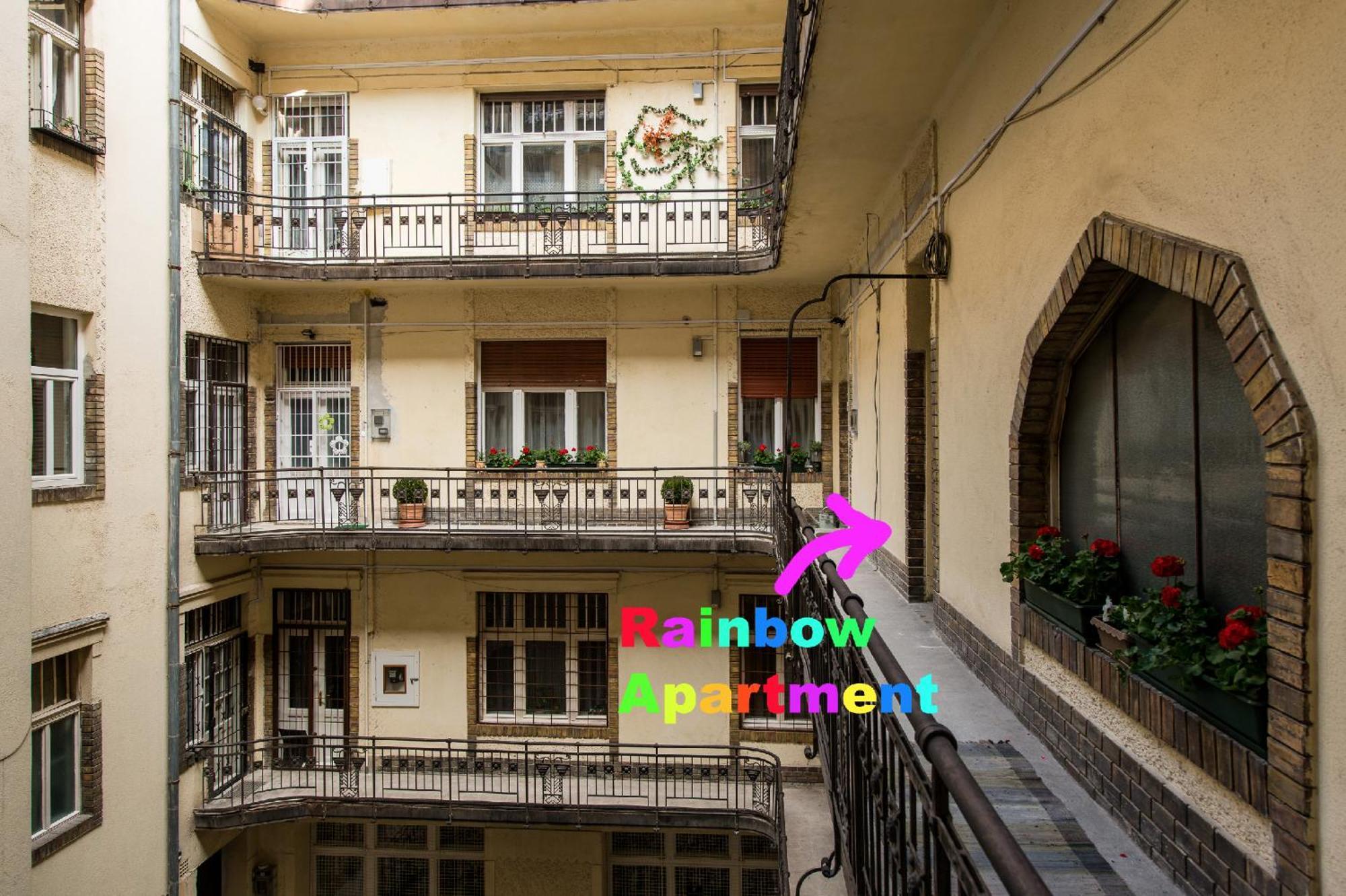 Rainbow Pearl Apartment At St Stephen' S Basilica بودابست المظهر الخارجي الصورة